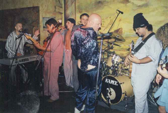 bersuit_censura.jpg (31122 bytes)