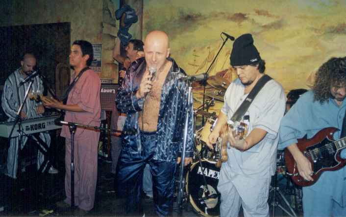 bersuit_directo.jpg (33054 bytes)