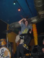 ivan_salto3.jpg (7439 bytes)